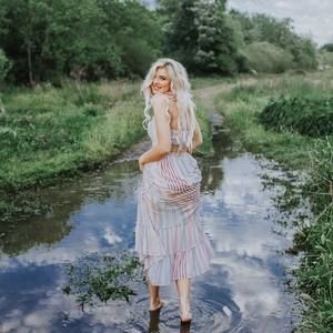 Meet your Posher, Christie